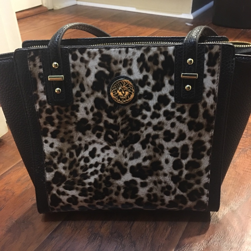 Ann Klein leopard print handbag - Like New